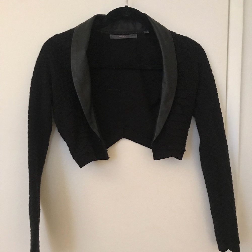 Cropped Guess blazer